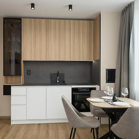 1br Luxury With Sea View And Parking Space شقة